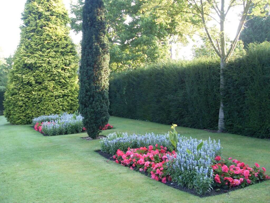 Lady Daresbury's formal gardens still look beautiful, even today