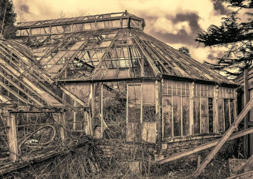 The conservatories before their restoration