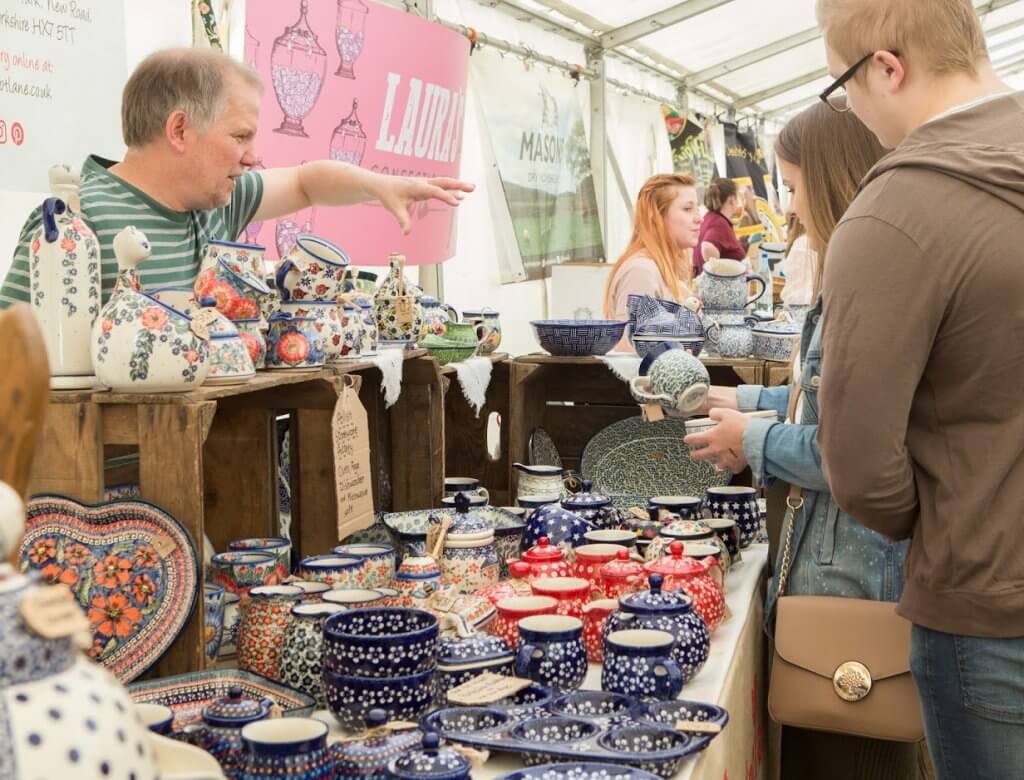 Walton Hall and Gardens food festival