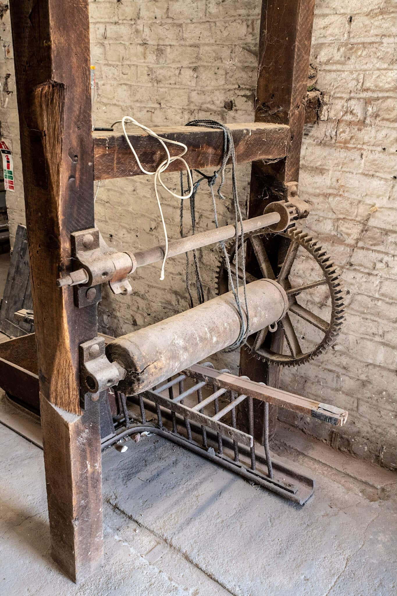 Part of the glasshouse restoration gallery - a picture taken by Andy Gilbert of and old cotton spinning machine